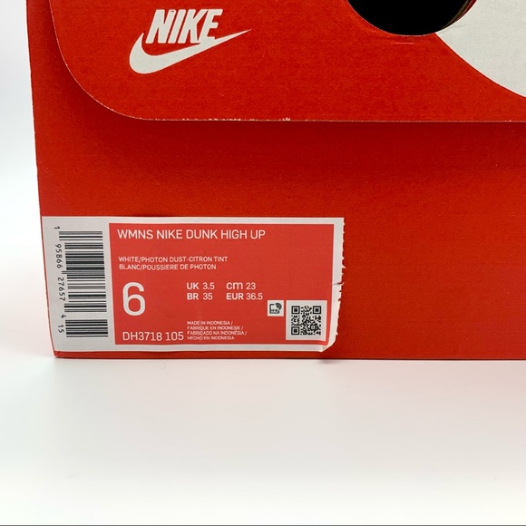 Nike Dunk High Up - Picture 7 of 9